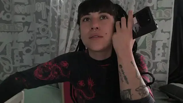 Hellen_dumont on StripChat