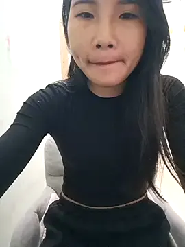 hello_mie on StripChat