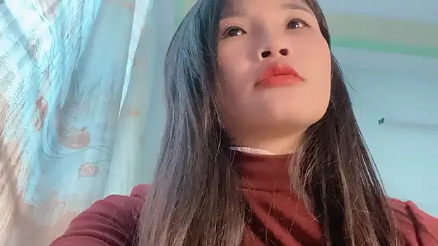 hello_mie on StripChat