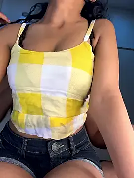 Offline Janhvi- on StripChat