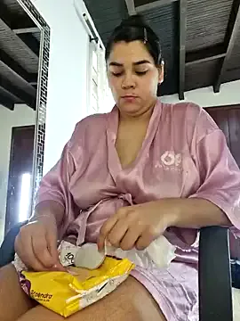 Offline JanickBaker on StripChat