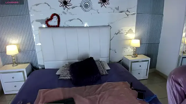 Offline JanickBaker on StripChat