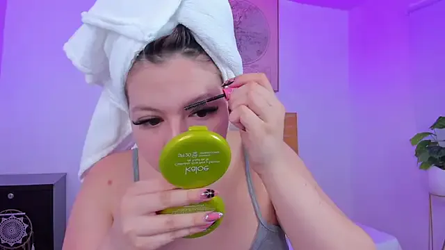 Offline kitty_sweeety_ on StripChat