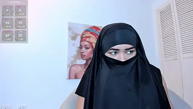 Layla_arabelle on StripChat