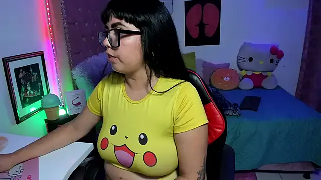 LillyCandy on StripChat