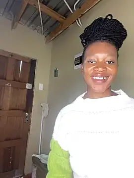 LillyXO2 on StripChat