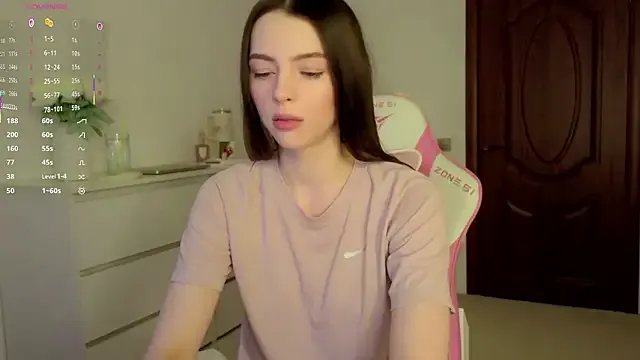 LizaRise — Take off my pantiess