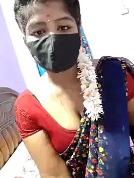 Offline louise67 on StripChat