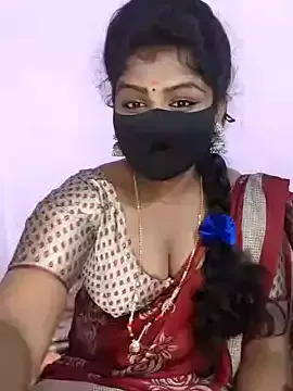 Offline louise67 on StripChat