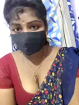 Offline louise67 on StripChat