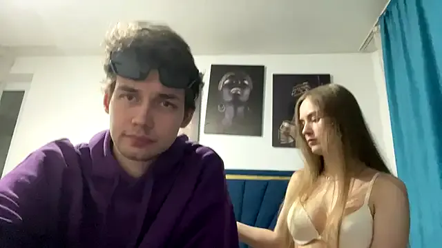 Offline merycouple on StripChat