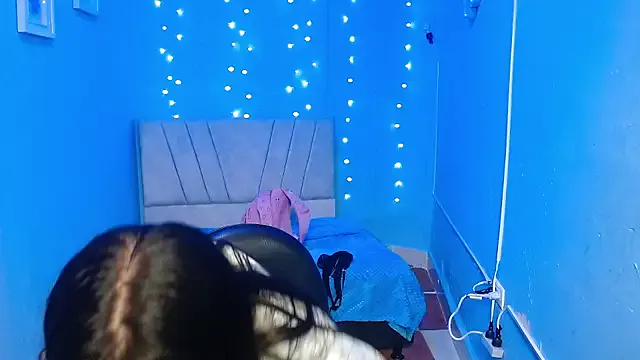 mia_778 on StripChat