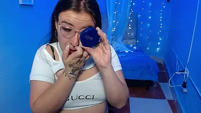 mia_778 on StripChat