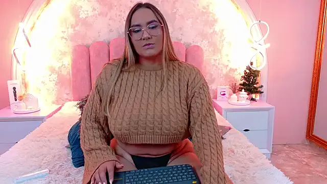 Offline MiaLaurents on StripChat