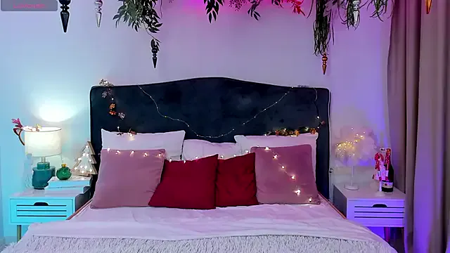 MiaMuse on StripChat