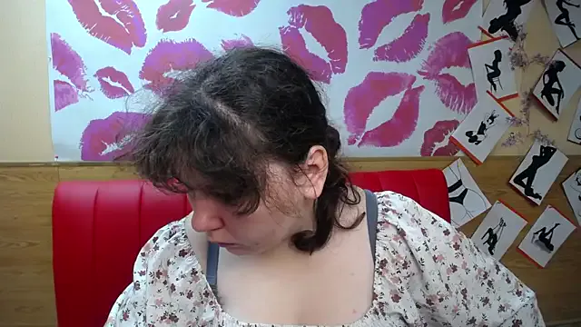 Offline NeonilaLisova on StripChat