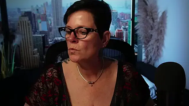 ninarandmann on StripChat