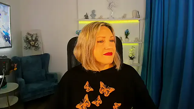 NinaStarle on StripChat 