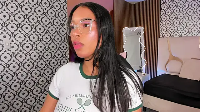 penelope_tay1 on StripChat