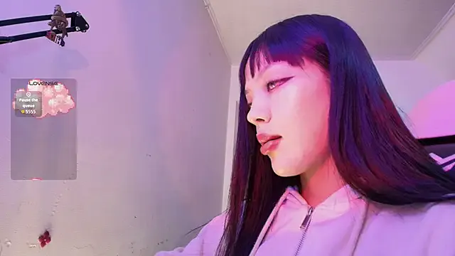 Offline Persia_09 on StripChat