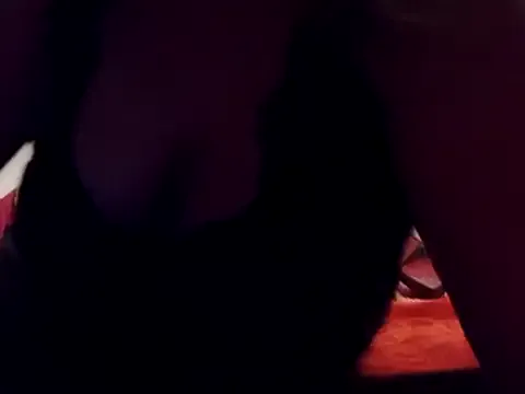 Offline Porcellina3 on StripChat