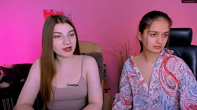 Offline pure_radiance1 on StripChat