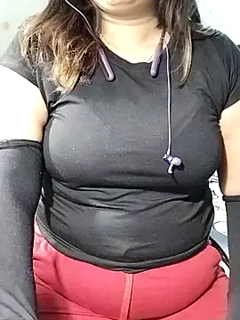 QueenHaryanaa on StripChat