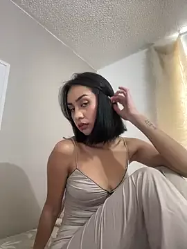 romma95 on StripChat