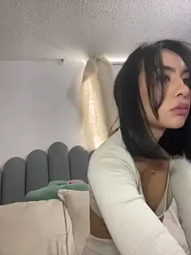 romma95 on StripChat