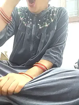 Saishaa on StripChat