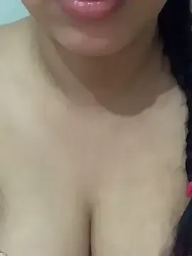 Sara782f on StripChat