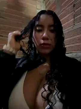 serena_willow on StripChat