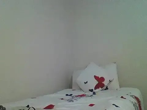 SexyElodie01's avatar