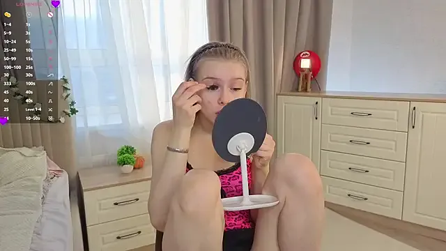 Sunshine_agata on StripChat