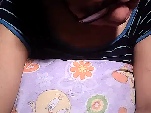 sweetsosie18 on StripChat