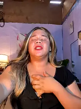 sweetyula on StripChat