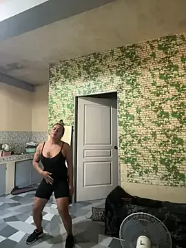 sweetyula on StripChat