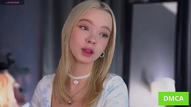 Offline TastyTiffy on StripChat