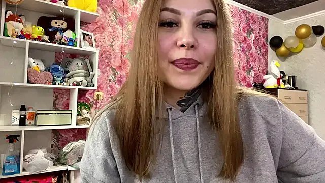 TraciBallena — stand up and turn around