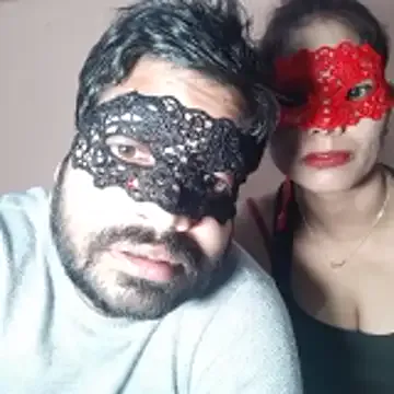 Unknownscouple on StripChat