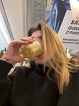 ValenciaShock — SPANK ASS SHOW