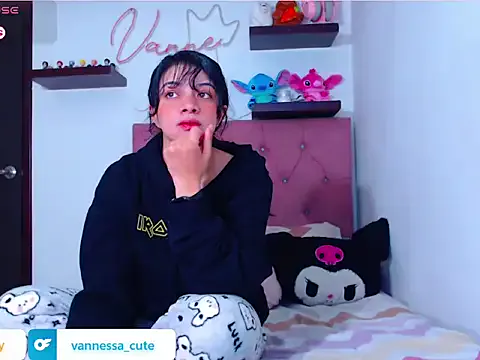 Vannessa__Shy on StripChat