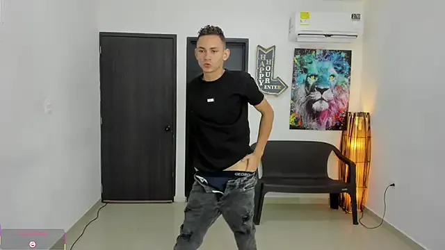 Offline Voyeurism_guyss on StripChat