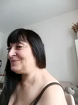 Offline Women-pleasures on StripChat