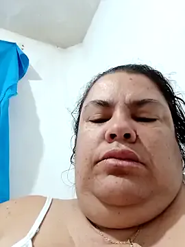 Freechat yaneth_ on StripChat