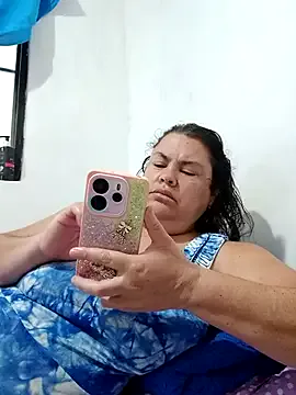 Freechat yaneth_ on StripChat