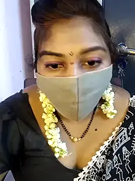 Offline YOUR_CUTE_BB on StripChat