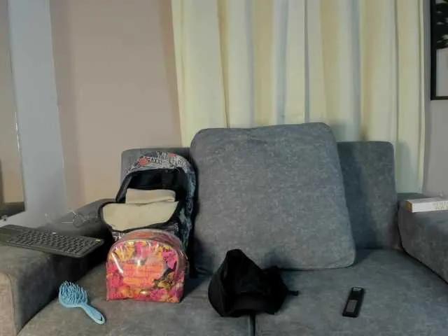 Abril-jones10 on BongaCams