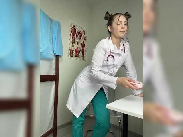 Adelaida1001 on BongaCams