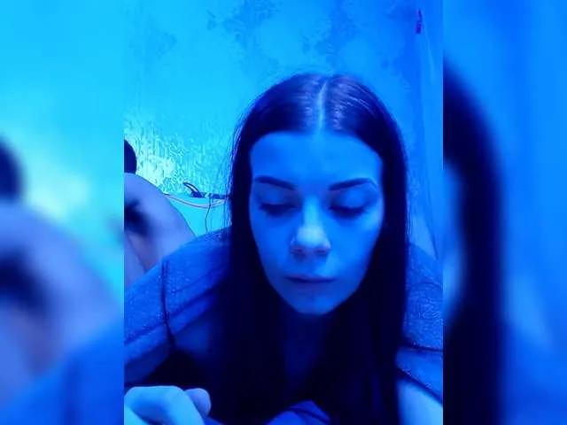 AdidasCoin — Freechat on BongaCams